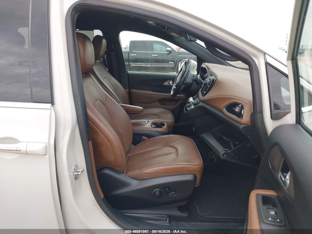 2020 Chrysler Pacifica Hybrid Limited მანქანა იყიდება აუქციონზე, vin: 2C4RC1N7XLR287819, აუქციონის ნომერი: 46091097