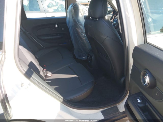 2020 Mini Clubman Cooper S მანქანა იყიდება აუქციონზე, vin: WMWXJ1C08L2M32841, აუქციონის ნომერი: 46091105