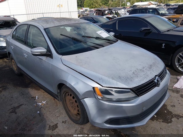 2012 Volkswagen Jetta 2.5l Se მანქანა იყიდება აუქციონზე, vin: 3VWDP7AJXCM128256, აუქციონის ნომერი: 46091124