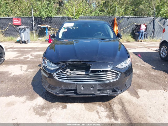 46091187 :رقم المزاد ، 3FA6P0HD0LR123157 vin ، 2020 Ford Fusion Se مزاد بيع