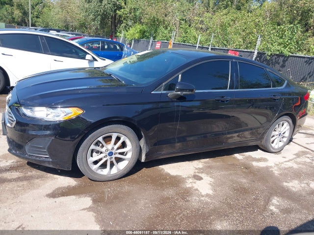 46091187 :رقم المزاد ، 3FA6P0HD0LR123157 vin ، 2020 Ford Fusion Se مزاد بيع