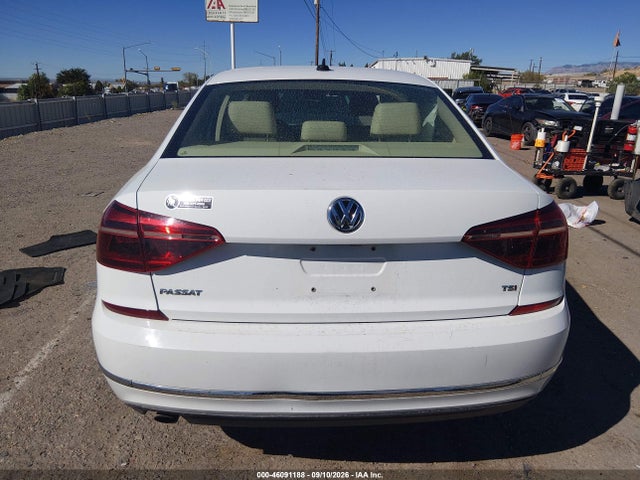 1VWLA7A37KC005139 Volkswagen Passat 2.0t Wolfsburg Edition