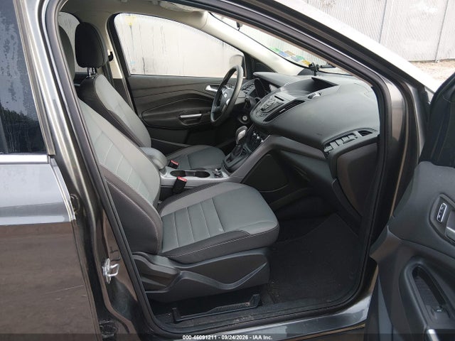 Продаж на аукціоні авто 2016 Ford Escape Se, vin: 1FMCU9GX4GUB91171, номер лоту: 46091211