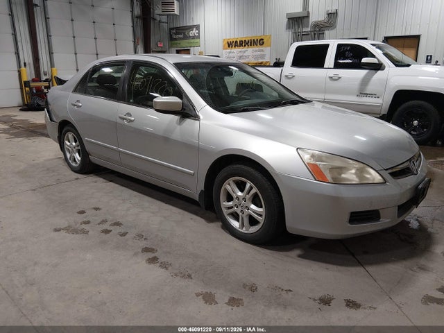 Auction sale of the 2007 Honda Accord 2.4 Se, vin: JHMCM563X7C012583, lot number: 46091220