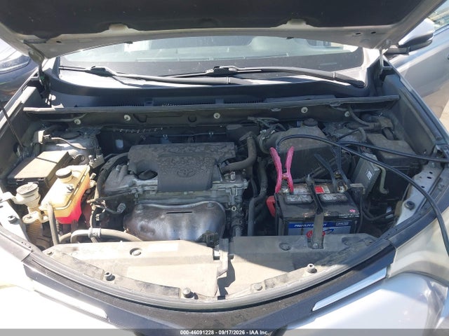 Toyota Rav4 Xle 2018 2T3WFREV9JW483339 Image 10