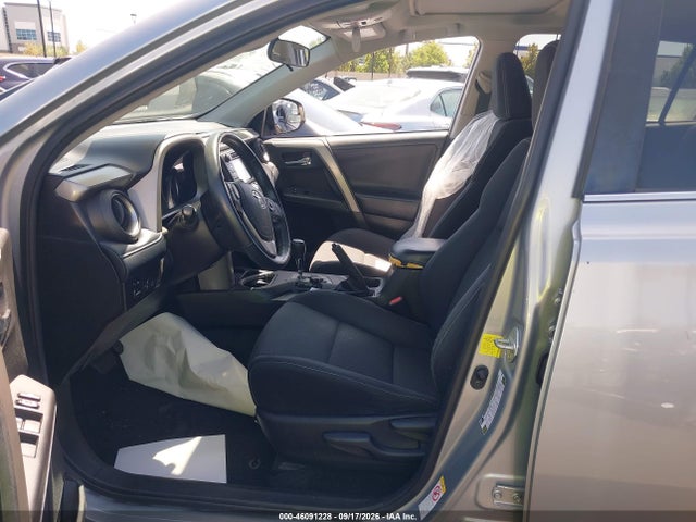 Toyota Rav4 Xle 2018 2T3WFREV9JW483339 Image 5