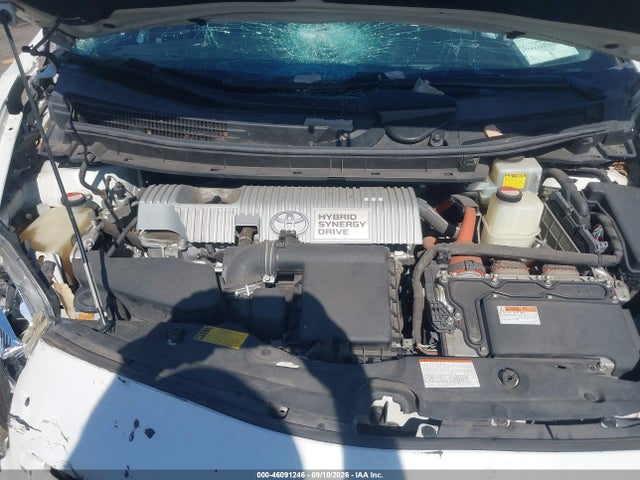 Toyota Prius Two 2015 JTDKN3DU2F0443557 Image 10