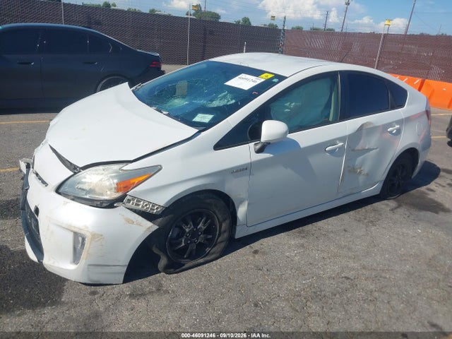 Toyota Prius Two 2015 JTDKN3DU2F0443557 Image 18