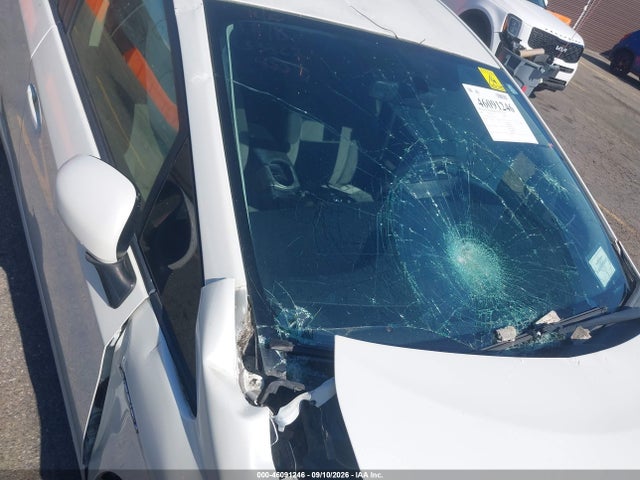 Toyota Prius Two 2015 JTDKN3DU2F0443557 Image 21