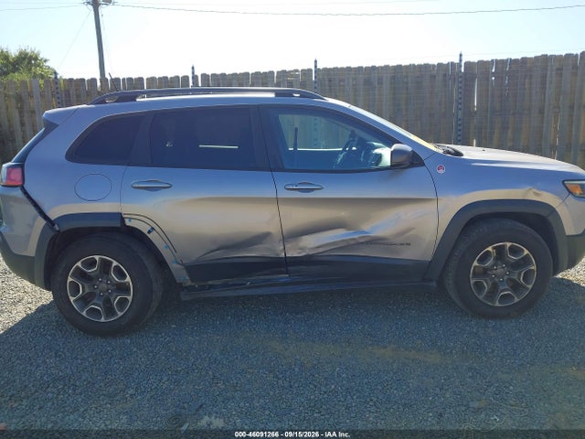 46091266 :رقم المزاد ، 1C4PJMBX2LD509842 vin ، 2020 Jeep Cherokee Trailhawk 4x4 مزاد بيع