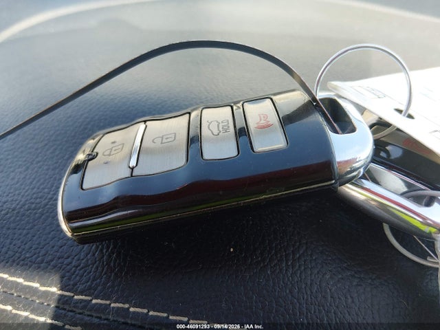 KNALN4D74G5213492 KIA Cadenza Premium