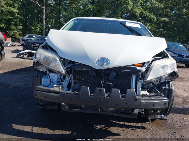 Aukcja sprzedaży 2017 Toyota Sienna Xle Premium 8 Passenger, vin: 5TDYZ3DC8HS850921, numer aukcji: 46091343