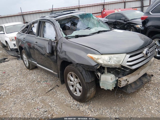 2012 Toyota Highlander Se V6 მანქანა იყიდება აუქციონზე, vin: 5TDZK3EH2CS082719, აუქციონის ნომერი: 46091361