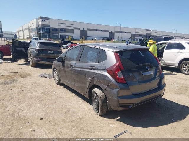 46091400 :رقم المزاد ، 3HGGK5H44KM737393 vin ، 2019 Honda Fit Lx مزاد بيع