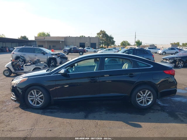 2017 Hyundai Sonata Se მანქანა იყიდება აუქციონზე, vin: 5NPE24AF7HH477856, აუქციონის ნომერი: 46091409