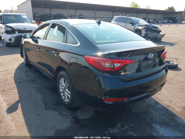 2017 Hyundai Sonata Se მანქანა იყიდება აუქციონზე, vin: 5NPE24AF7HH477856, აუქციონის ნომერი: 46091409