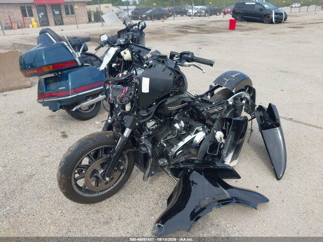 46091437 :رقم المزاد ، 1HD1KBC18PB637049 vin ، 2023 Harley-davidson Flhx مزاد بيع