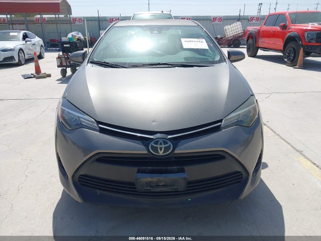 46091516 :رقم المزاد ، 5YFBURHE3HP582484 vin ، 2017 Toyota Corolla Le مزاد بيع