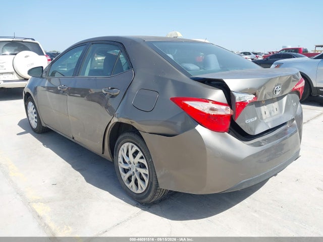 46091516 :رقم المزاد ، 5YFBURHE3HP582484 vin ، 2017 Toyota Corolla Le مزاد بيع