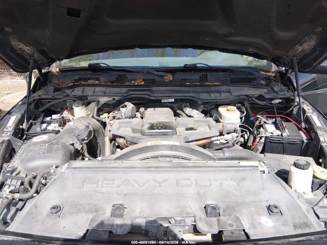 46091594 :رقم المزاد ، 3C6UR5CL6EG106781 vin ، 2014 Ram 2500 Tradesman مزاد بيع