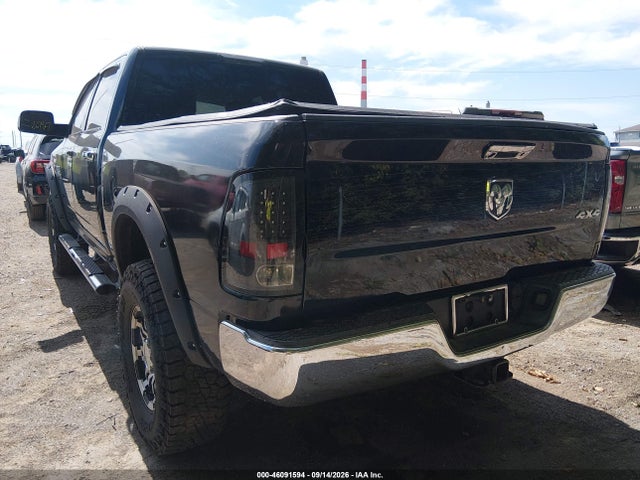46091594 :رقم المزاد ، 3C6UR5CL6EG106781 vin ، 2014 Ram 2500 Tradesman مزاد بيع