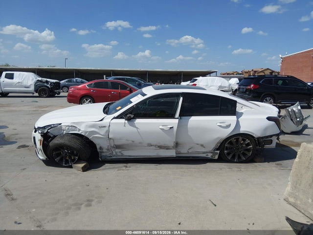 Продаж на аукціоні авто 2022 Cadillac Ct5-v V-series, vin: 1G6DR5RW3N0132742, номер лоту: 46091614
