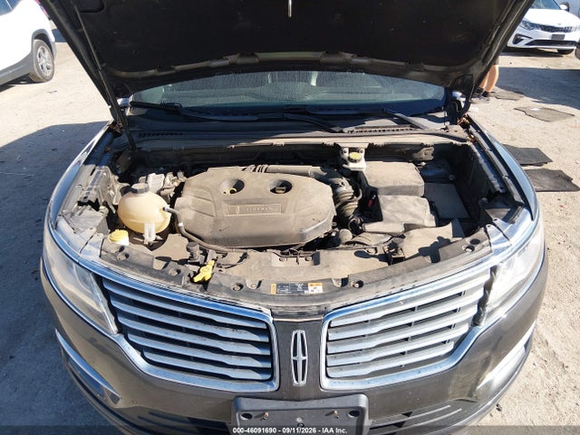 Продаж на аукціоні авто 2018 Lincoln Mkc Premiere, vin: 5LMCJ1C99JUL21158, номер лоту: 46091690