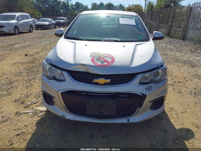 46091744 :رقم المزاد ، 1G1JD5SB1K4111259 vin ، 2019 Chevrolet Sonic Lt Auto مزاد بيع