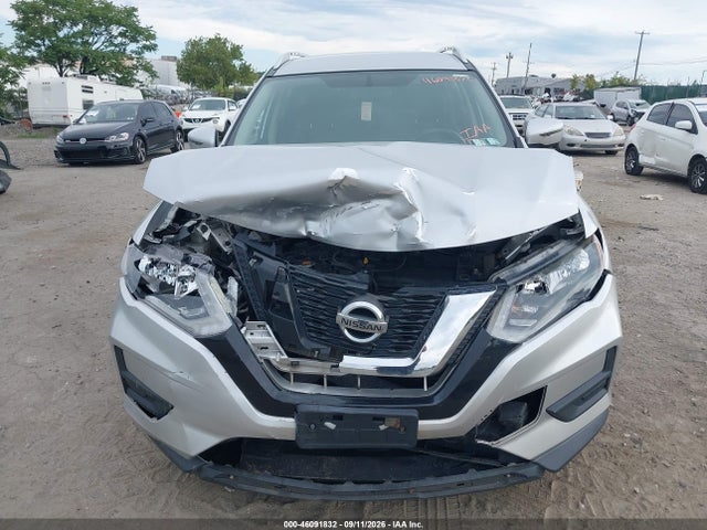 Aukcja sprzedaży 2017 Nissan Rogue Sv, vin: KNMAT2MV6HP555793, numer aukcji: 46091832