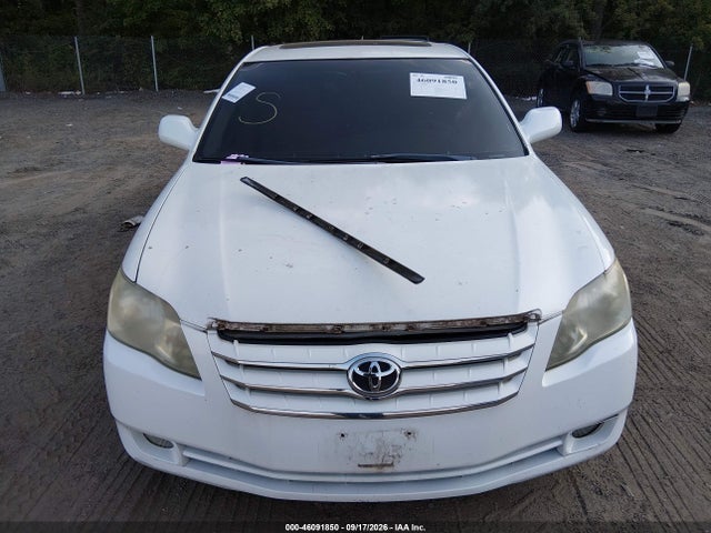 46091850 :رقم المزاد ، 4T1BK36B35U022194 vin ، 2005 Toyota Avalon Limited مزاد بيع