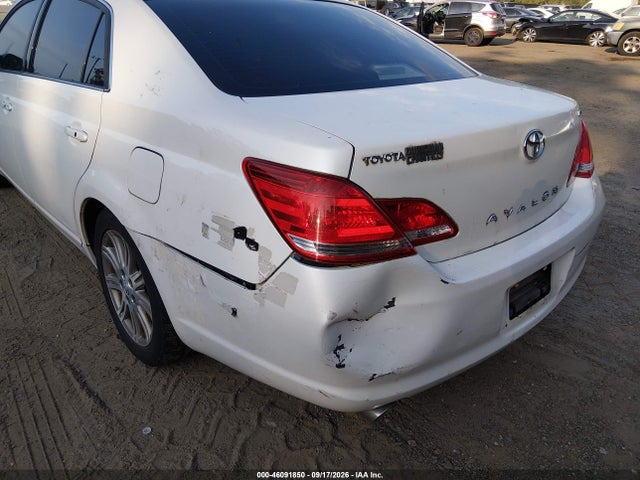 46091850 :رقم المزاد ، 4T1BK36B35U022194 vin ، 2005 Toyota Avalon Limited مزاد بيع