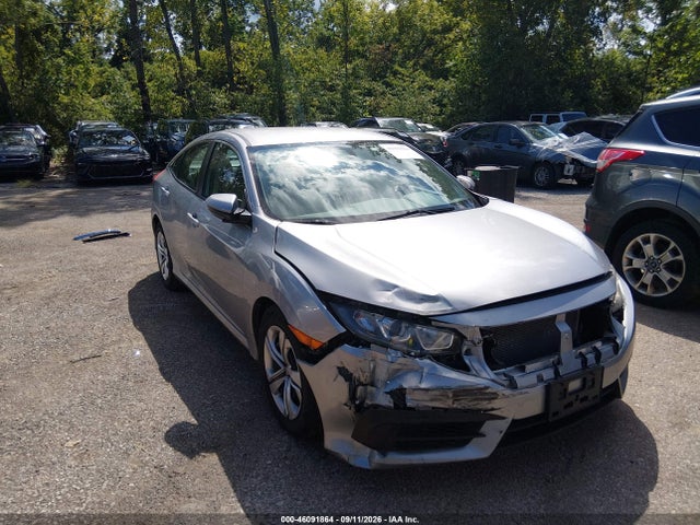 Продажа на аукционе авто 2018 Honda Civic Lx, vin: 19XFC2F53JE002642, номер лота: 46091864