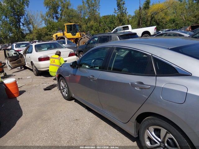 Aukcja sprzedaży 2018 Honda Civic Lx, vin: 19XFC2F53JE002642, numer aukcji: 46091864