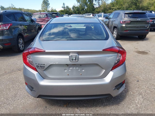 Aukcja sprzedaży 2018 Honda Civic Lx, vin: 19XFC2F53JE002642, numer aukcji: 46091864