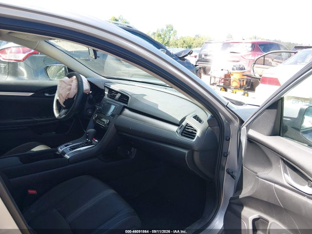 Aukcja sprzedaży 2018 Honda Civic Lx, vin: 19XFC2F53JE002642, numer aukcji: 46091864