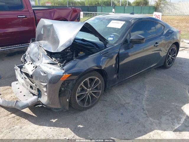 46091873 :رقم المزاد ، JF1ZNAA13H8704735 vin ، 2017 Toyota 86 مزاد بيع