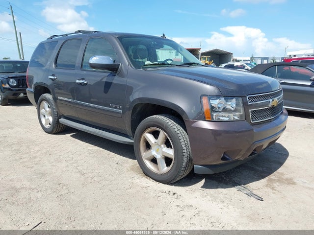 46091925 :رقم المزاد ، 1GNUKCE05AR276748 vin ، 2010 Chevrolet Tahoe Ltz مزاد بيع