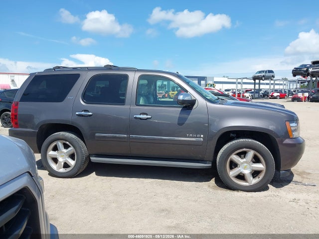 46091925 :رقم المزاد ، 1GNUKCE05AR276748 vin ، 2010 Chevrolet Tahoe Ltz مزاد بيع