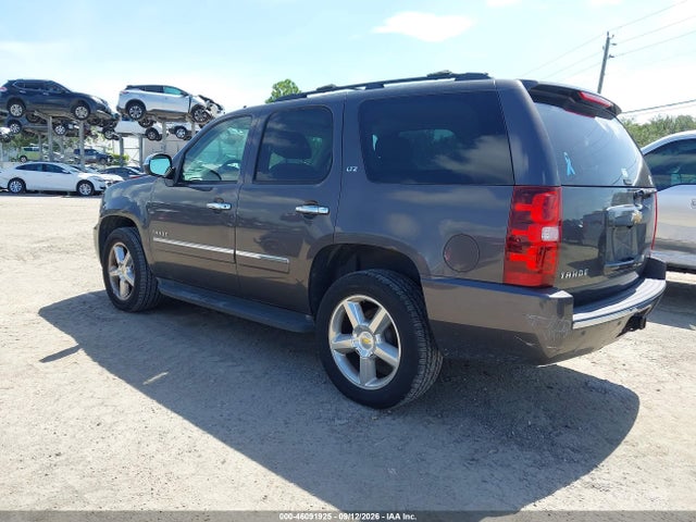 46091925 :رقم المزاد ، 1GNUKCE05AR276748 vin ، 2010 Chevrolet Tahoe Ltz مزاد بيع