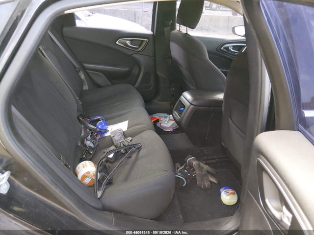 Продажа на аукционе авто 2016 Chrysler 200 Limited, vin: 1C3CCCAB0GN113664, номер лота: 46091945
