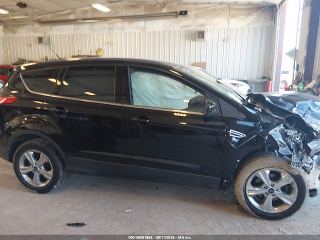 46091964 :رقم المزاد ، 1FMCU0G75GUA37869 vin ، 2016 Ford Escape Se مزاد بيع