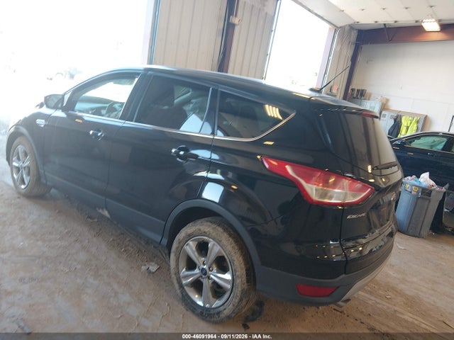 46091964 :رقم المزاد ، 1FMCU0G75GUA37869 vin ، 2016 Ford Escape Se مزاد بيع