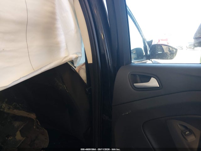 46091964 :رقم المزاد ، 1FMCU0G75GUA37869 vin ، 2016 Ford Escape Se مزاد بيع