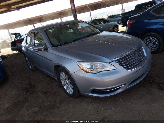 2013 Chrysler 200 Touring მანქანა იყიდება აუქციონზე, vin: 1C3CCBBB4DN510203, აუქციონის ნომერი: 46091966