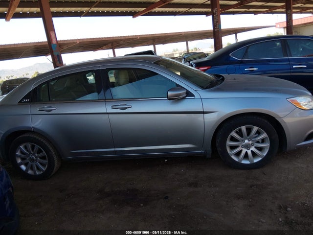 2013 Chrysler 200 Touring მანქანა იყიდება აუქციონზე, vin: 1C3CCBBB4DN510203, აუქციონის ნომერი: 46091966