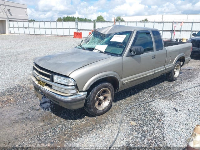 2000 Chevrolet S-10 Ls მანქანა იყიდება აუქციონზე, vin: 1GCCS1956Y8241523, აუქციონის ნომერი: 46092000