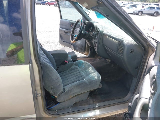 2000 Chevrolet S-10 Ls მანქანა იყიდება აუქციონზე, vin: 1GCCS1956Y8241523, აუქციონის ნომერი: 46092000