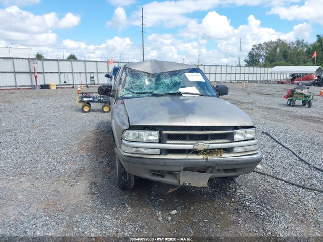 2000 Chevrolet S-10 Ls მანქანა იყიდება აუქციონზე, vin: 1GCCS1956Y8241523, აუქციონის ნომერი: 46092000