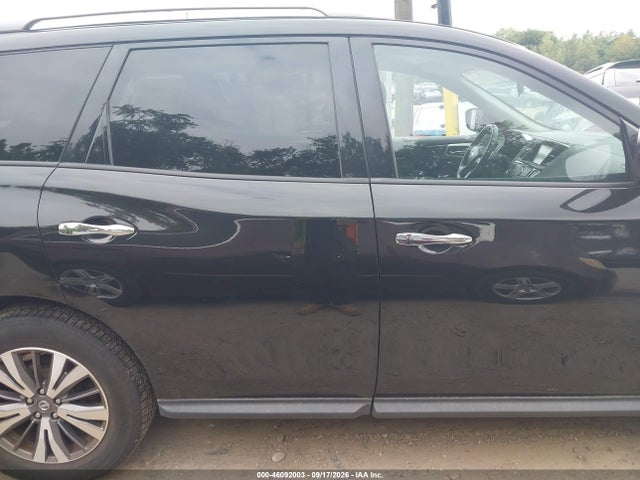 46092003 :رقم المزاد ، 5N1DR2MM0HC910673 vin ، 2017 Nissan Pathfinder S مزاد بيع