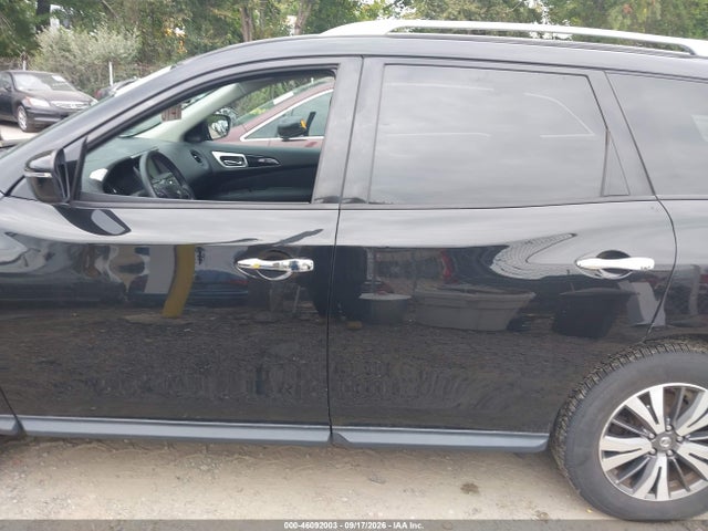 46092003 :رقم المزاد ، 5N1DR2MM0HC910673 vin ، 2017 Nissan Pathfinder S مزاد بيع